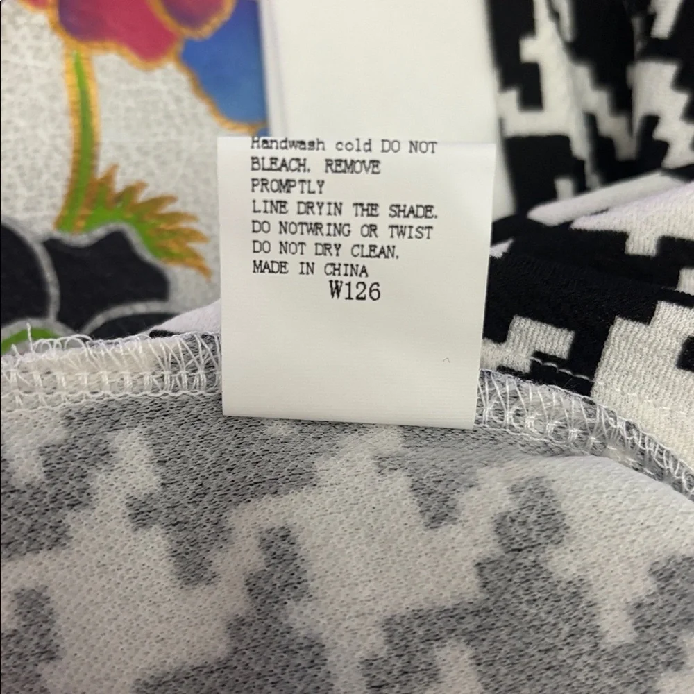 Black and White Houndstooth Collared Shirt - Picture 5 of 5